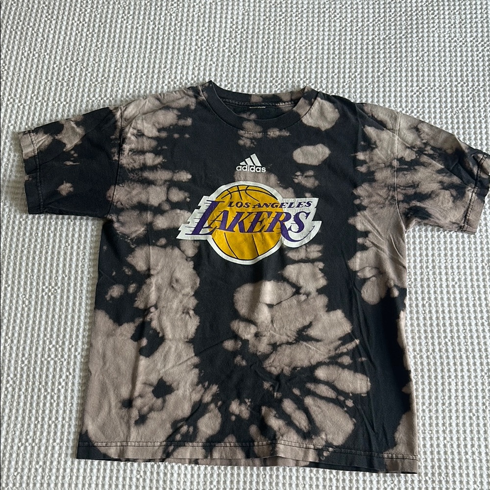 Adidas Vintage Lakers Short Sleeve Tee